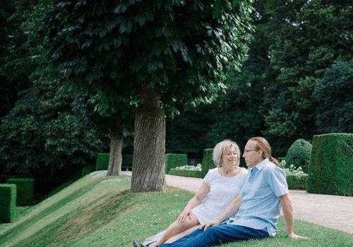 起诉离婚请律师要花多少钱？